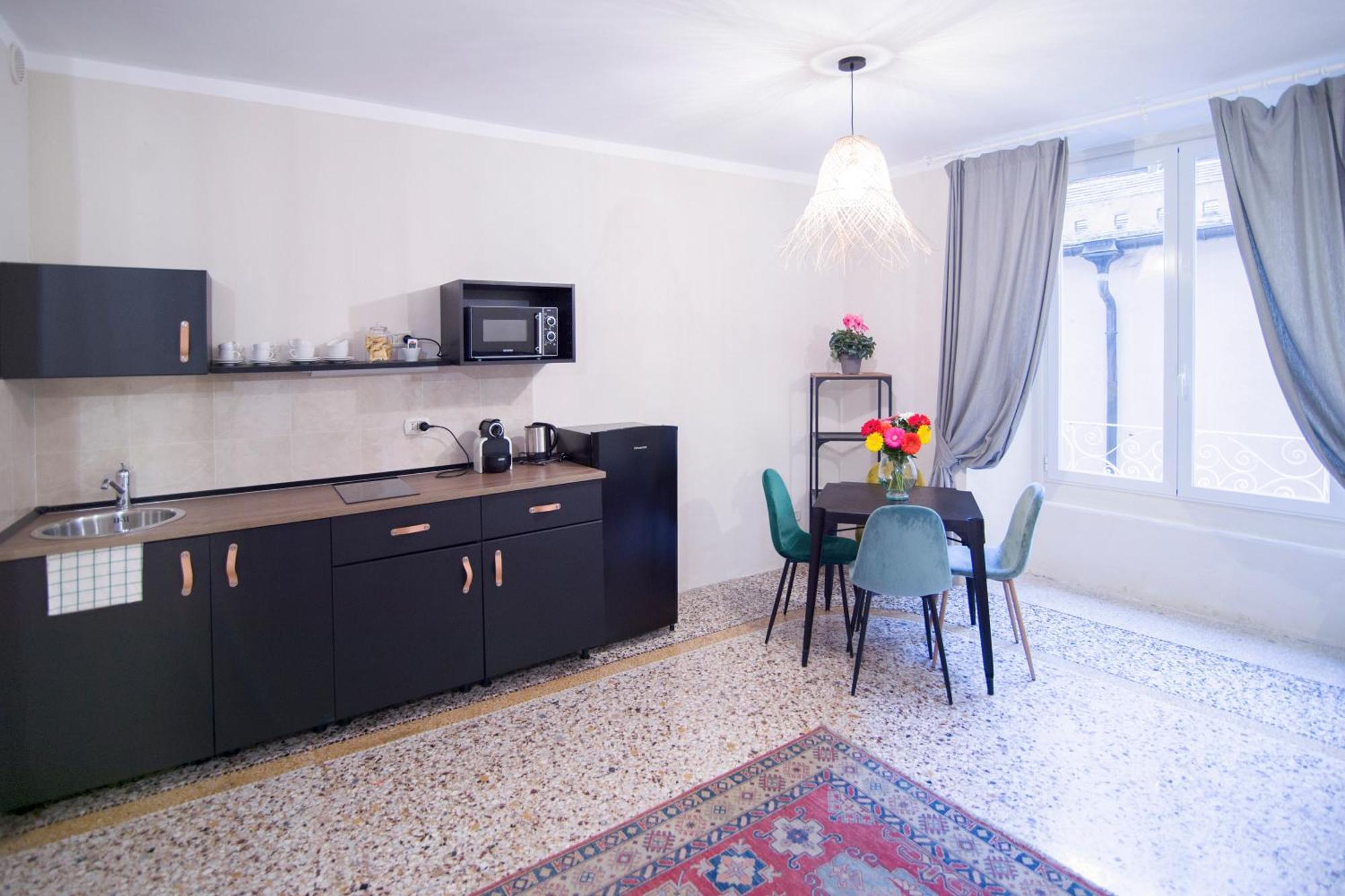 La Piazzetta Rooms & Apartments Генуа Екстериор снимка